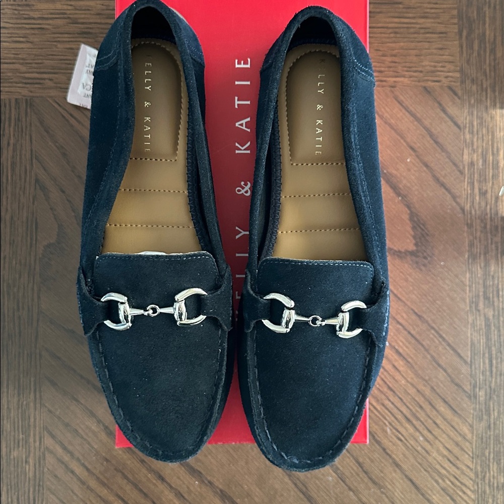 Kelly & Katie Kai Driving Loafer Navy Suede size 7 1/2